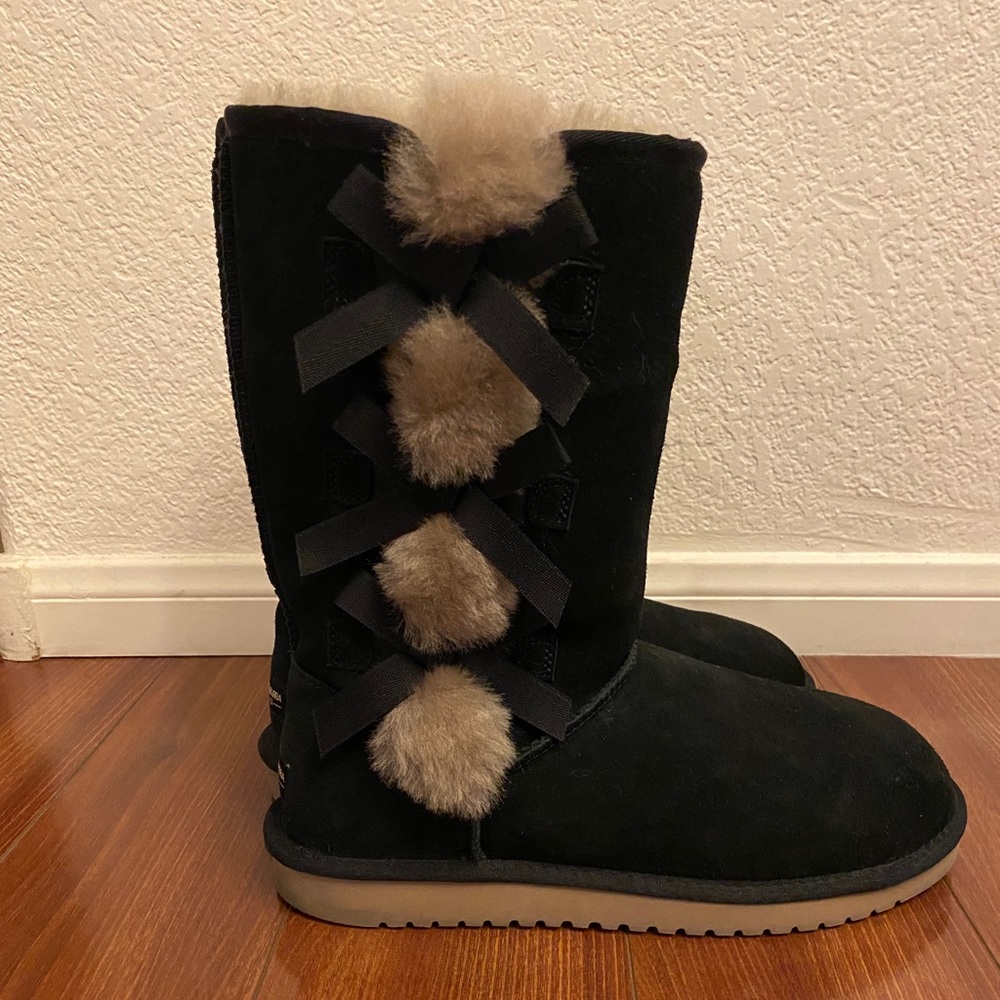 Kookaburras Uggs black
